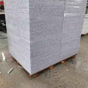 枣庄 芝麻白火烧面1.8厚300*600地铺石，尺寸标准，厚薄均匀