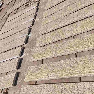 枣庄 黄金麻花岗岩光面楼梯踏步