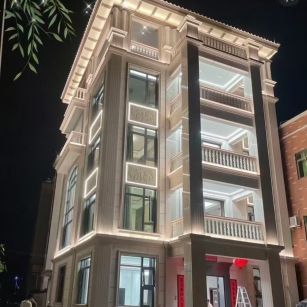 枣庄 芝麻白花岗岩别墅外墙夜间效果