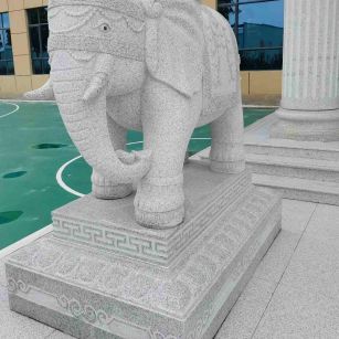 枣庄 白麻花岗岩动物异形石雕-大象
