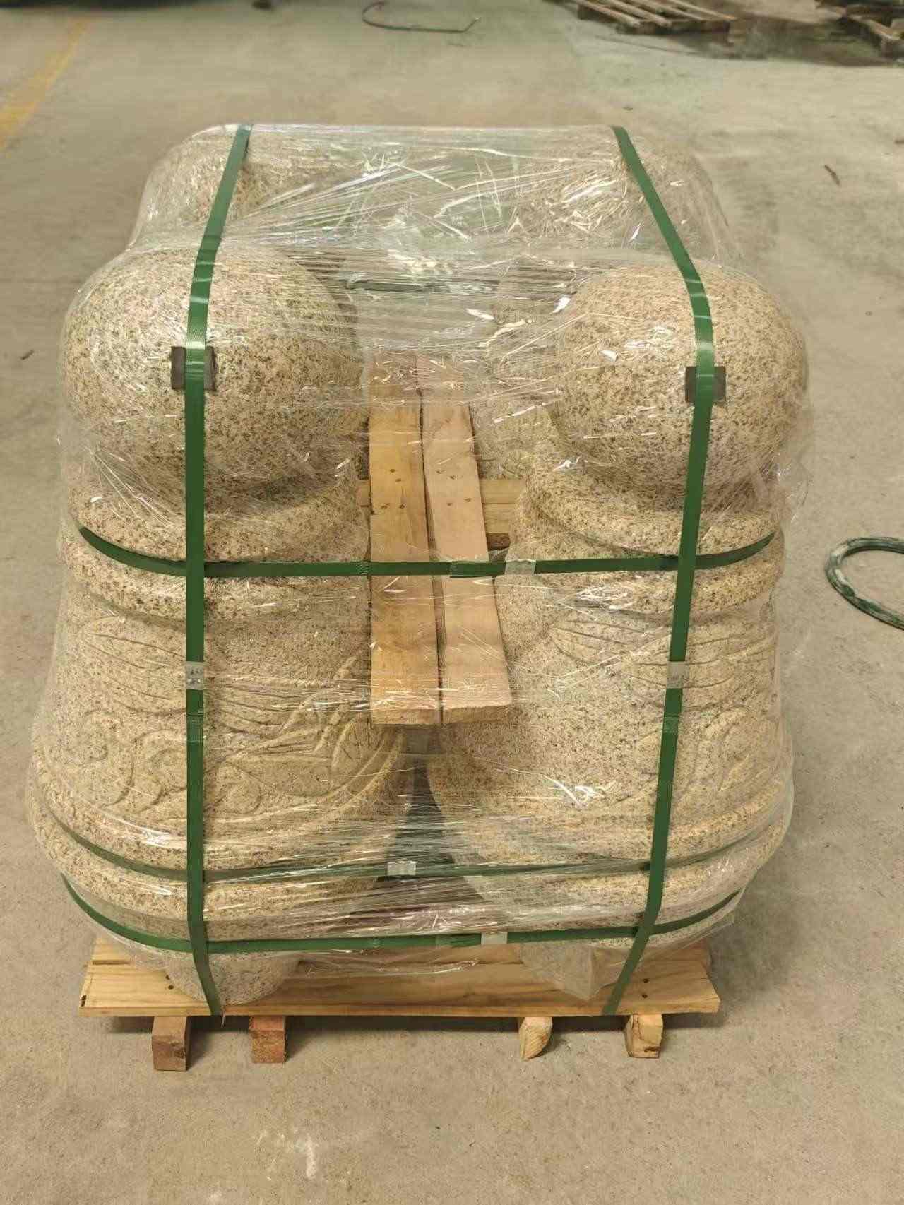 枣庄 黄金麻异形定制雕花——棒棒糖挡车柱