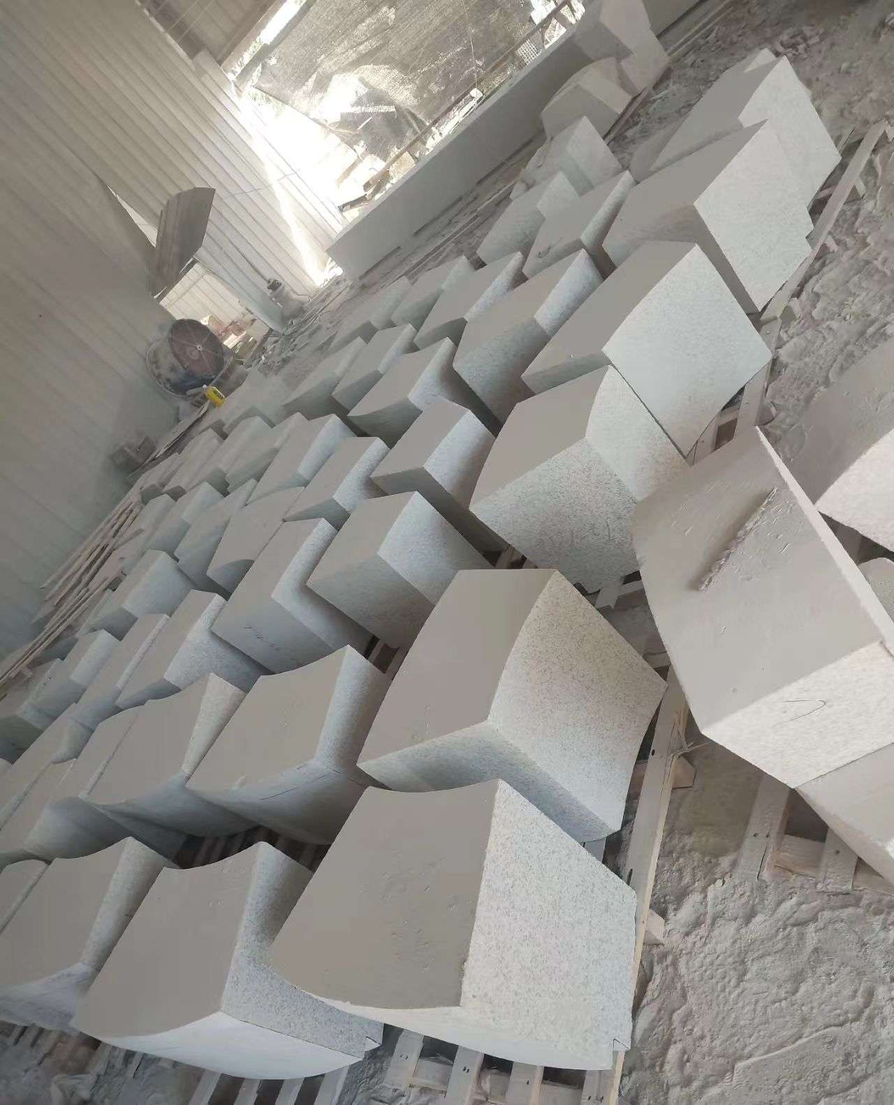 枣庄 白麻花岗岩异形坐凳