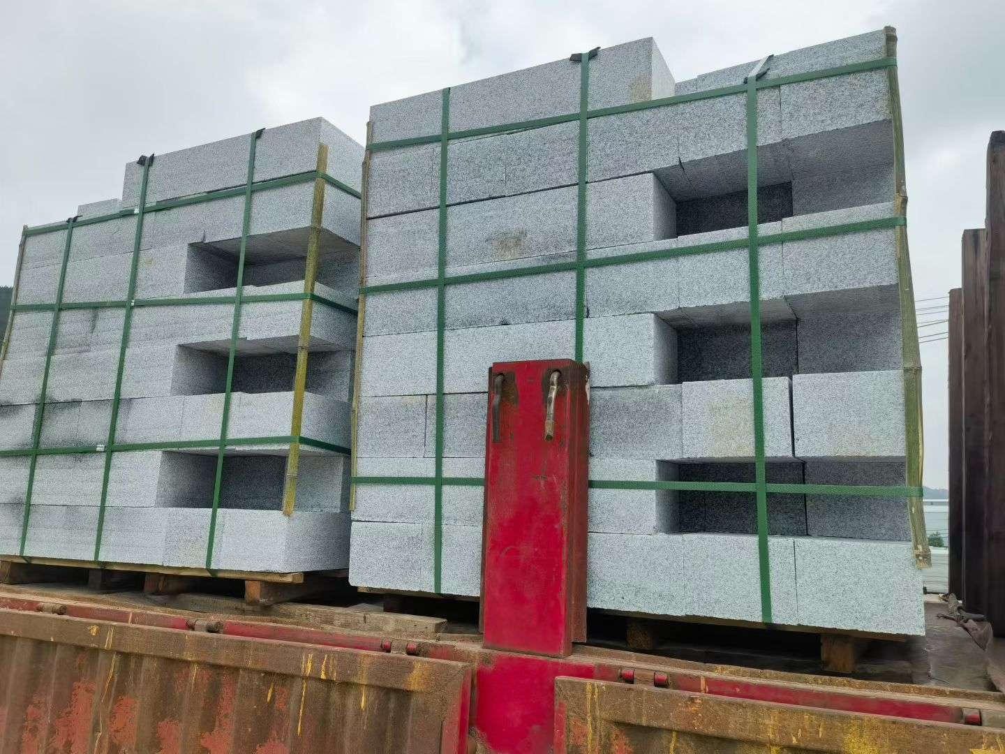 枣庄 芝麻白花岗岩路沿石，平石，路侧石，马路牙子，路缘石，立缘石，平缘石等