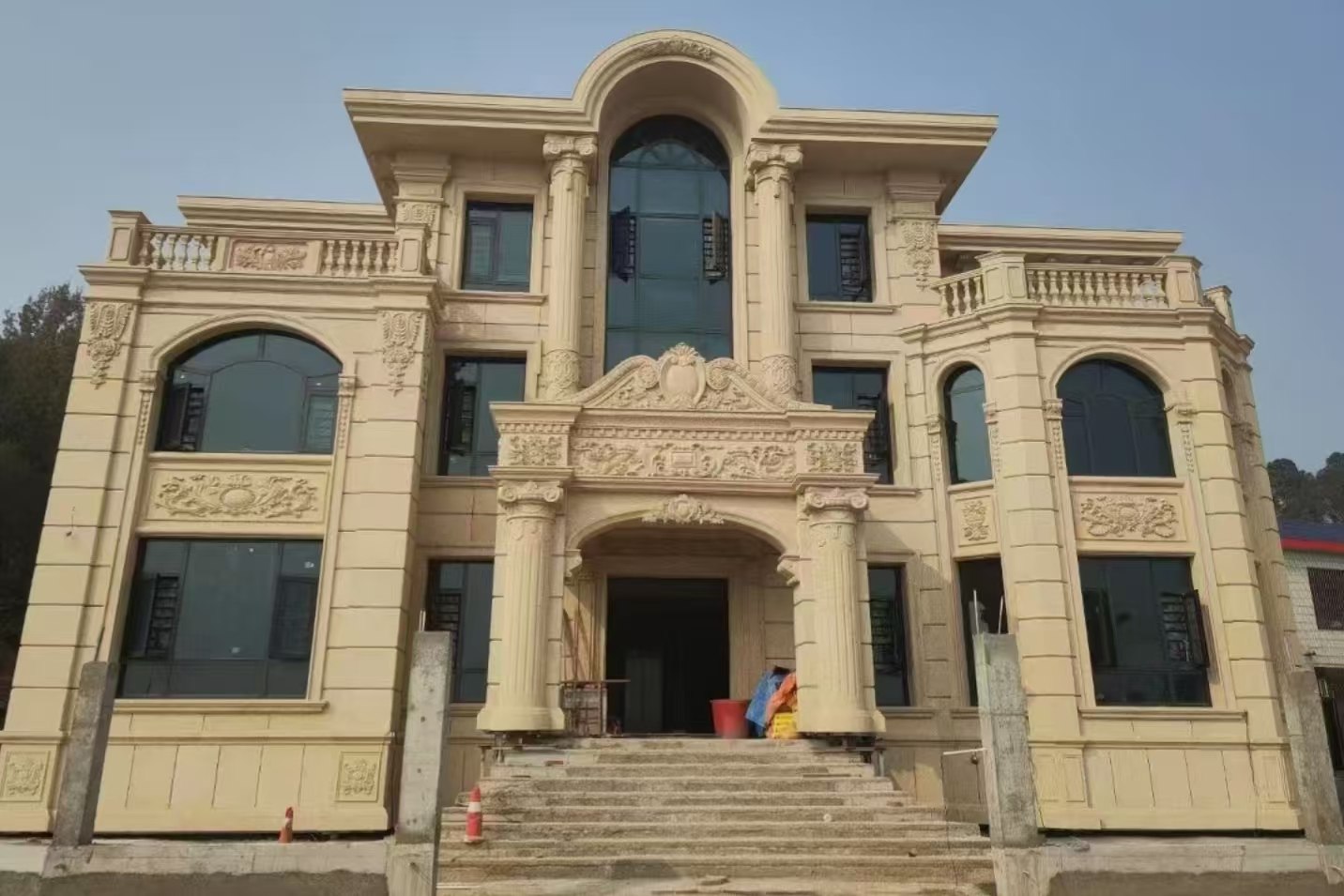 枣庄 黄金麻花岗岩别墅外墙干挂